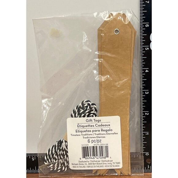 Brown Kraft Paper Gift Tags With silver Glitter & String 6 pack - Picture 2 of 3